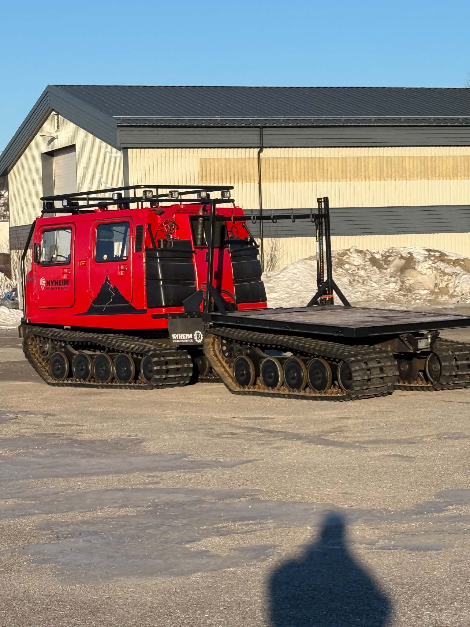 Sidevisning av maskinflaket på HL06